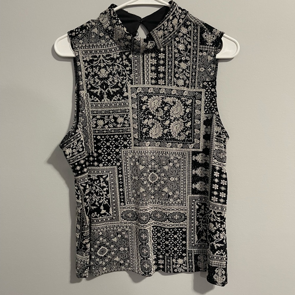 Women’s tank top xscape by Joanna chan size large flaw